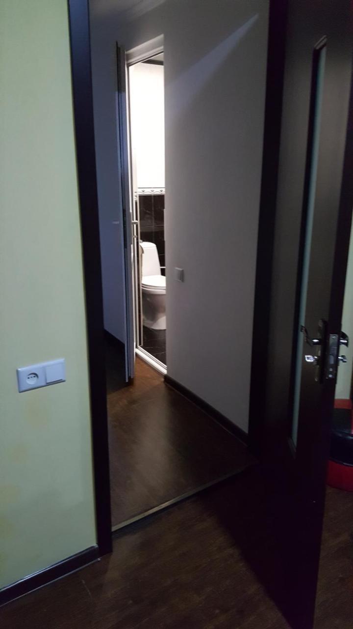 Guesthouse Different Тбилиси Экстерьер фото