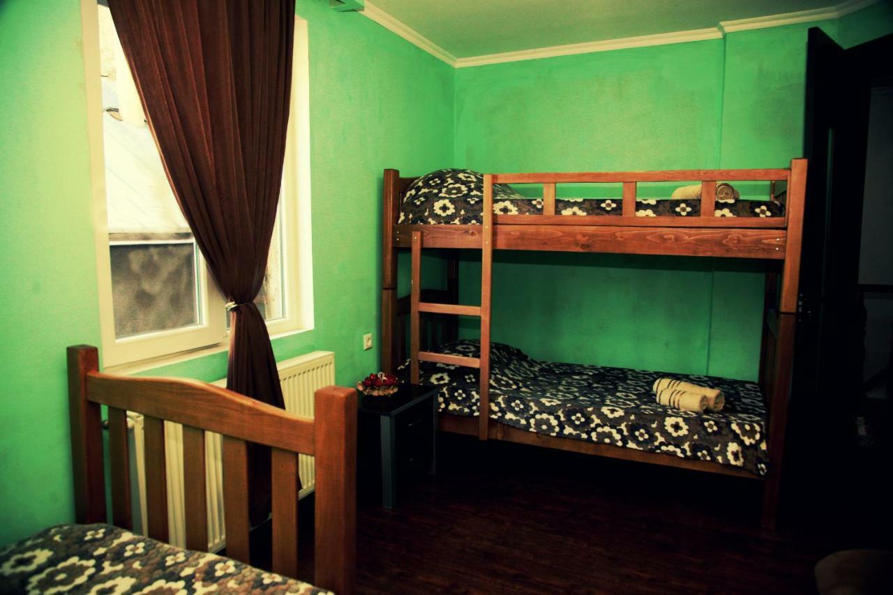Guesthouse Different Тбилиси Экстерьер фото